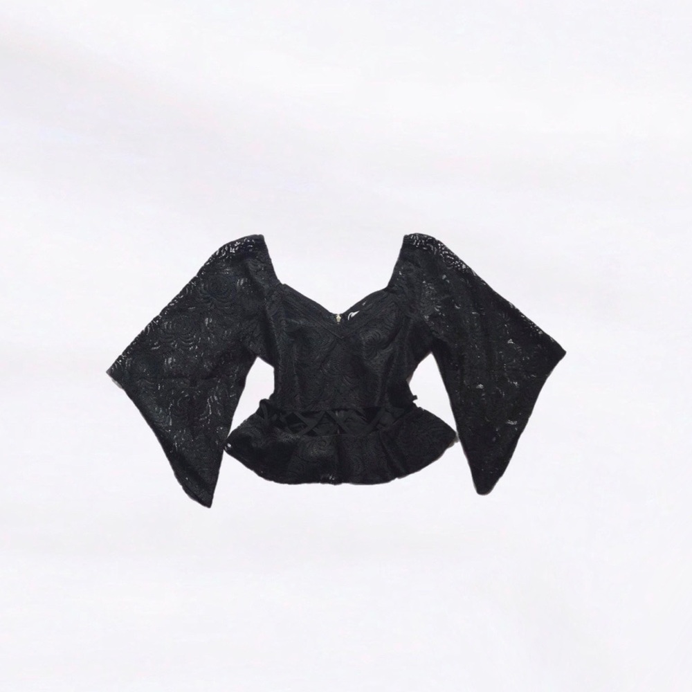 miss kelly 1999 ⋆ cutout top